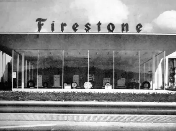 Fábrica Firestone 1955